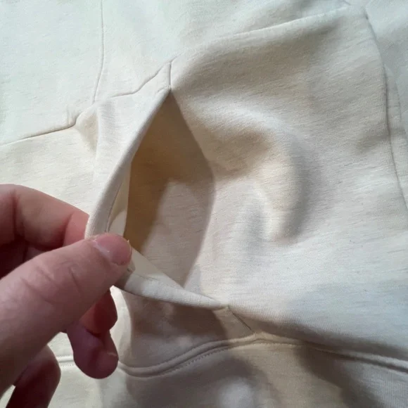 Travis Mathew Women's Skyloft Soft Half-Zip Sweatshirt, Sz Large, Cream, Golf - Picture 6 of 14